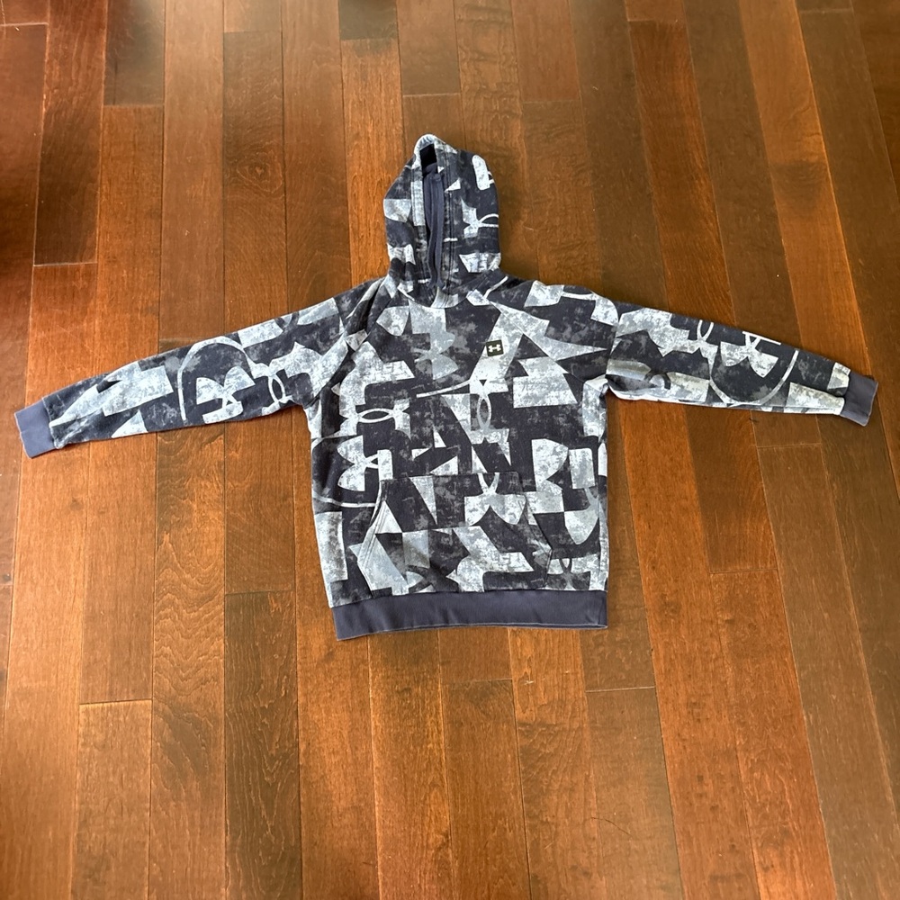 Under Armour Black and Gray Geometric Hoodie